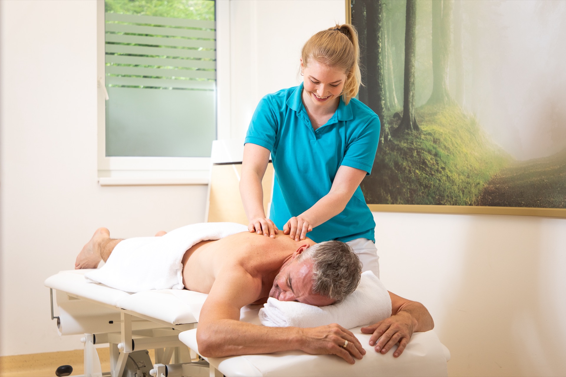 Heilmassage im Kurzentrum Salzerbad